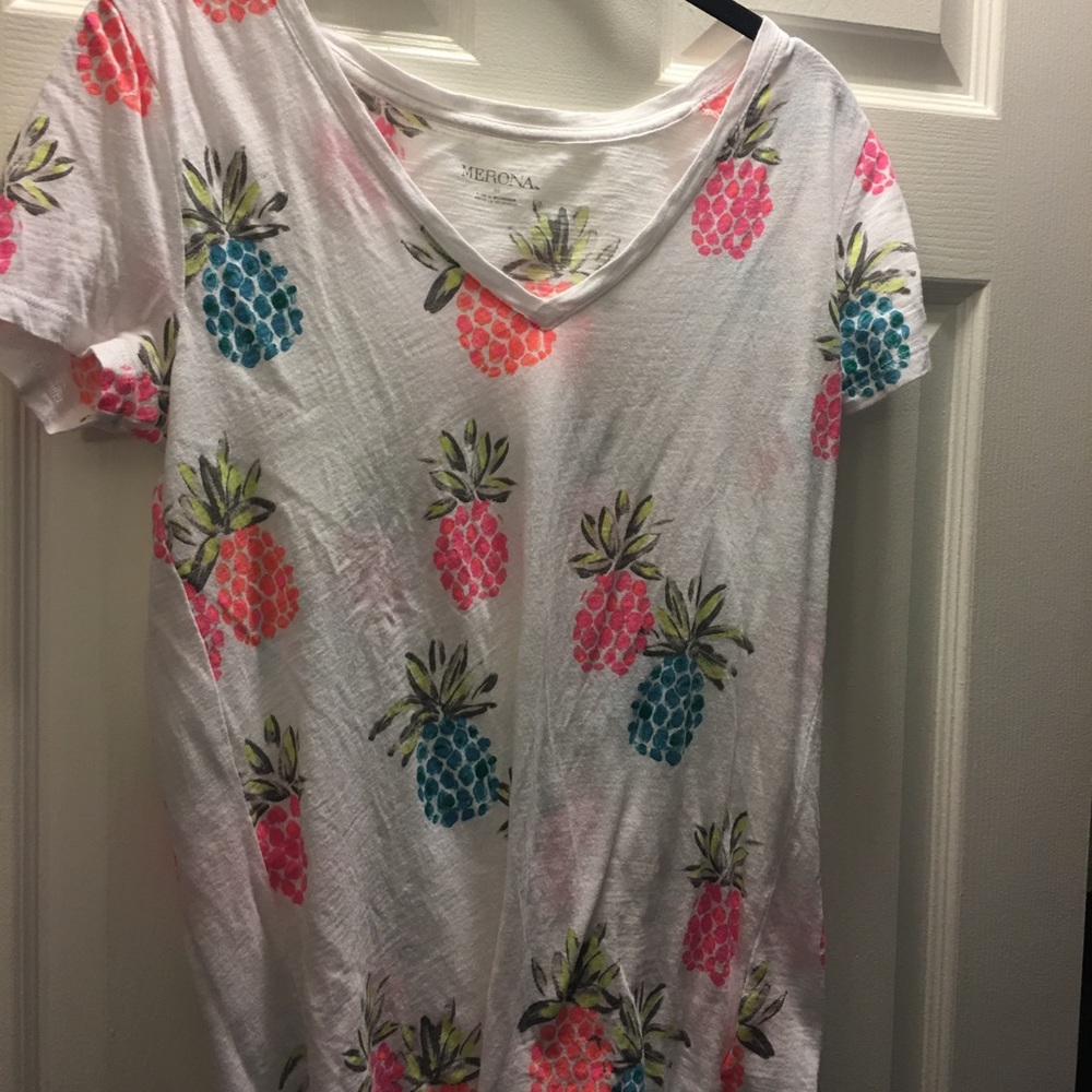 Pineapple tee